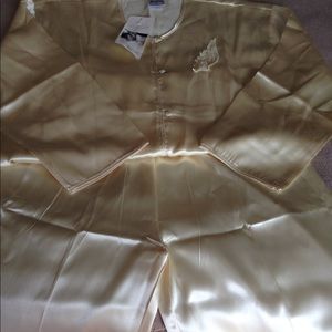 Suzanne Somers Satin Pajamas L